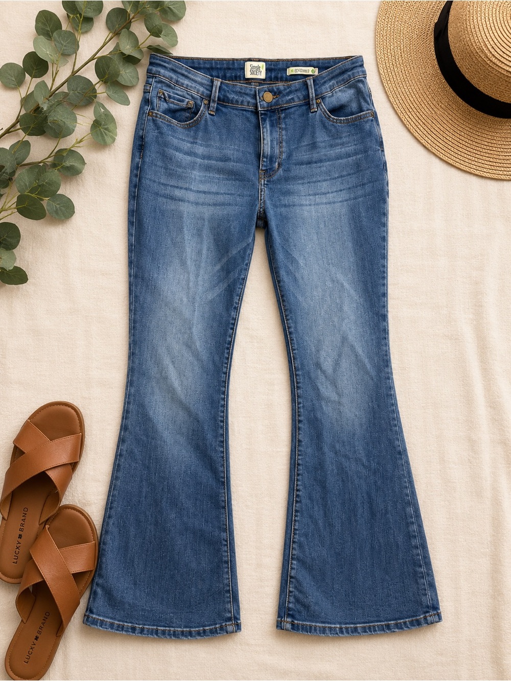 Simple Society Eco-Friendly Bootcut Jeans Women’s Size 17/33